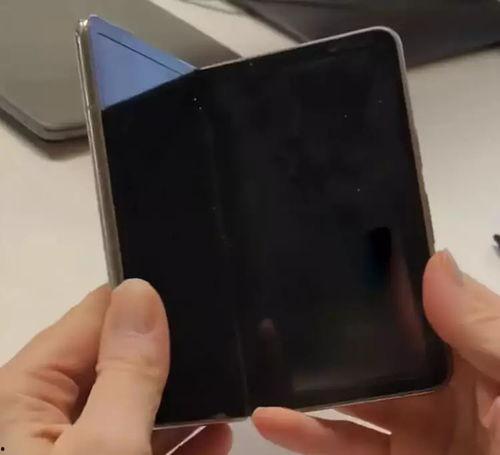 折叠机最新爆料视频播放,揭秘未来手机革命性变革  第1张